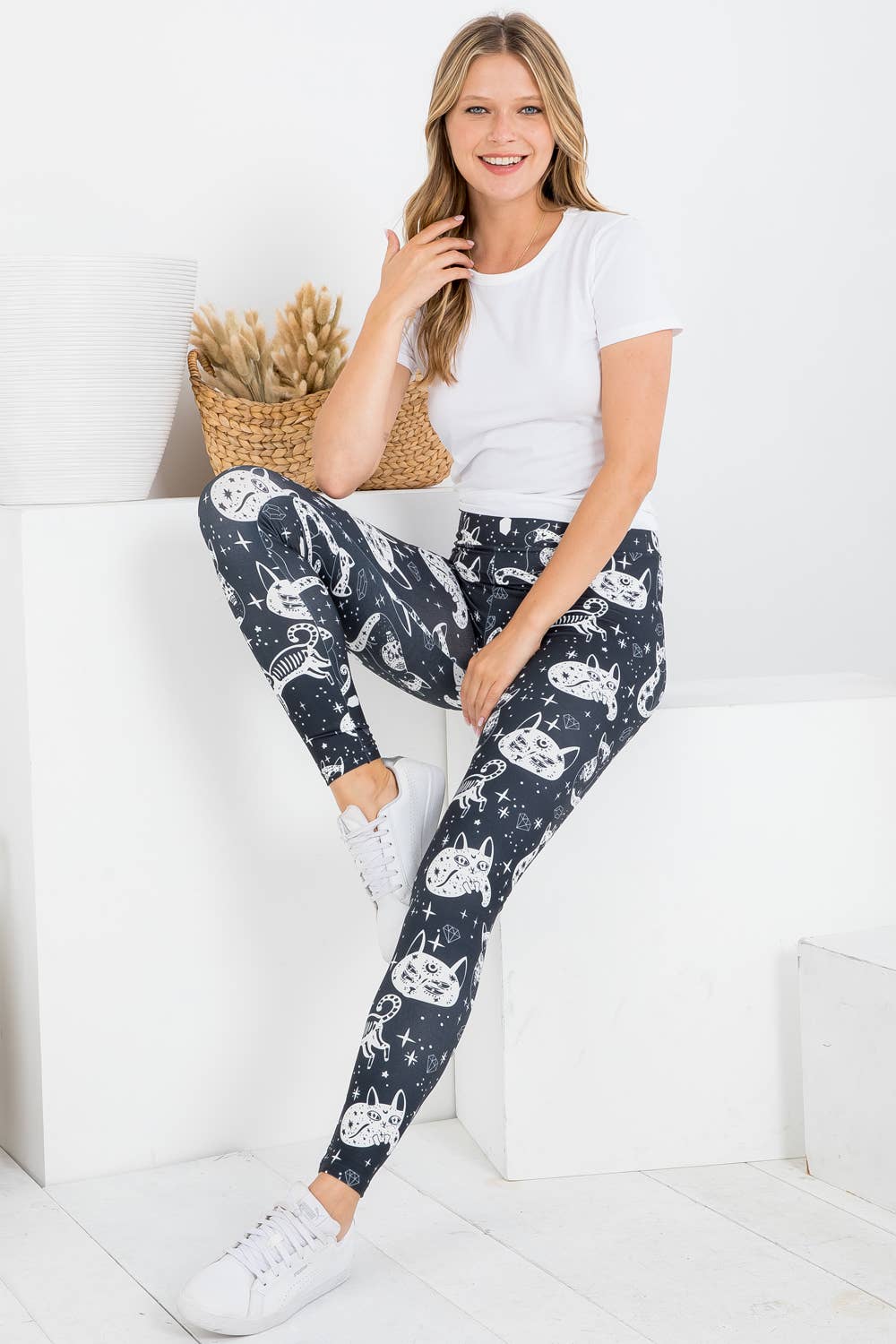 Cat With Crystal Print Leggings